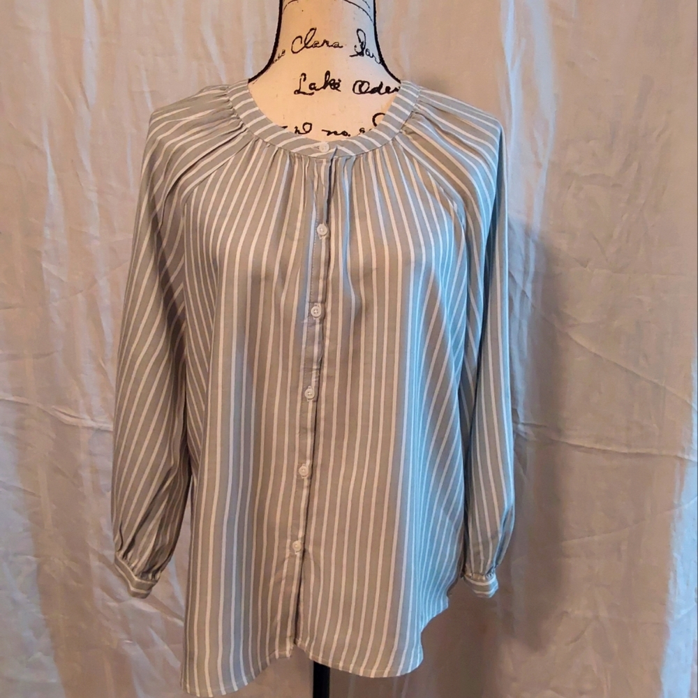 Beach Lunch Lounge gray striped button up blouse